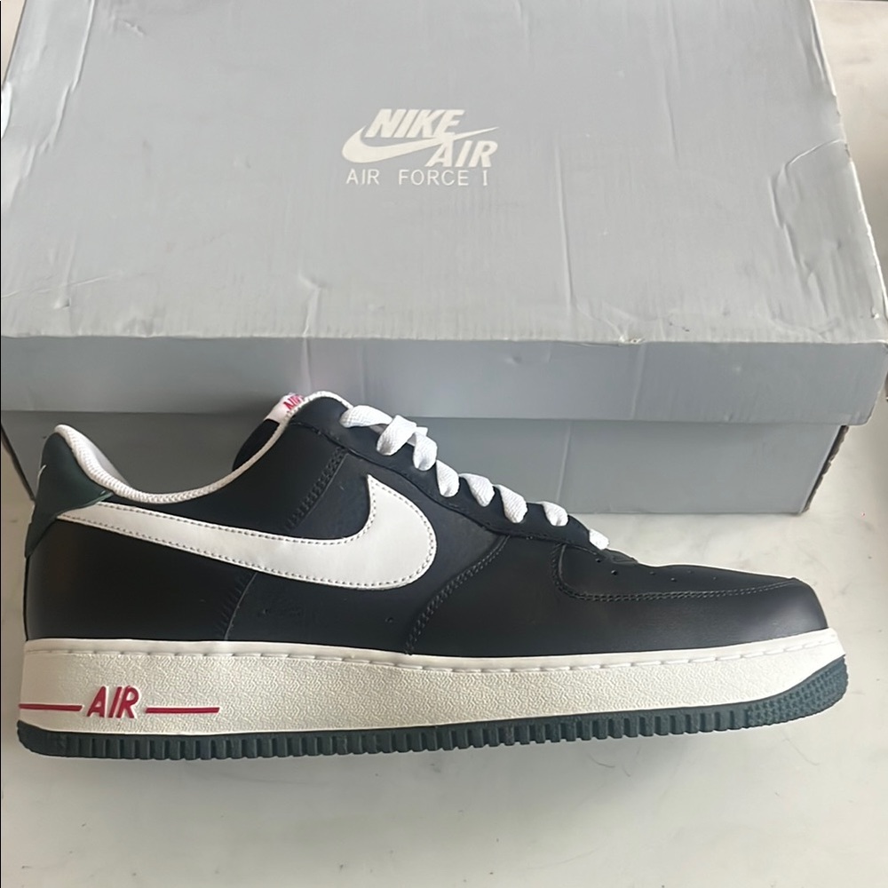Air Force 1 - Men’s NWT
